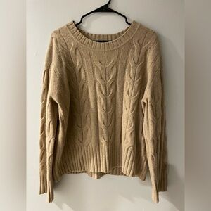 Banana Republic 100% Merino Wool Sweater size large tan Crew Neck Long Sleeve